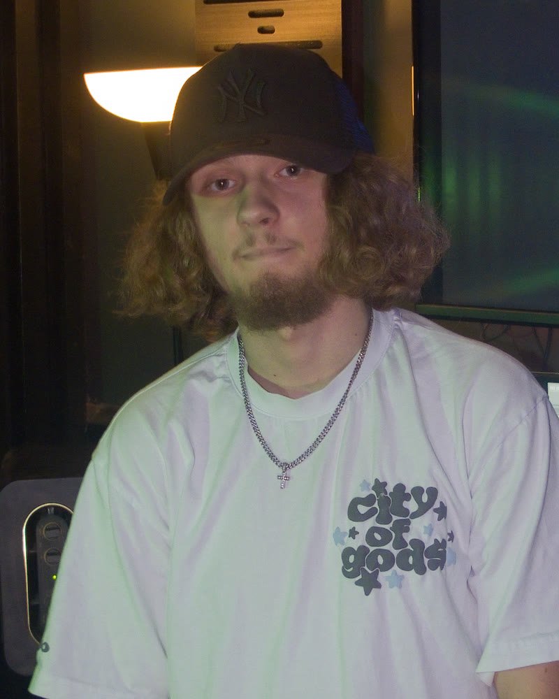 DIGZZZ working at Studio 88